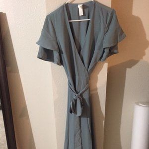 Sage green wrap dress size 4 H&M (runs small)